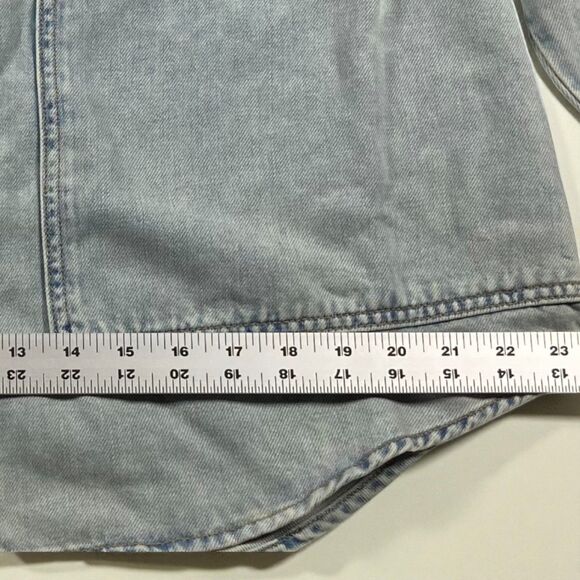 Wild Fable Shacket Shirt Womens L Light Wash Denim Pearl Snap Western Rodeo - Picture 4 of 6